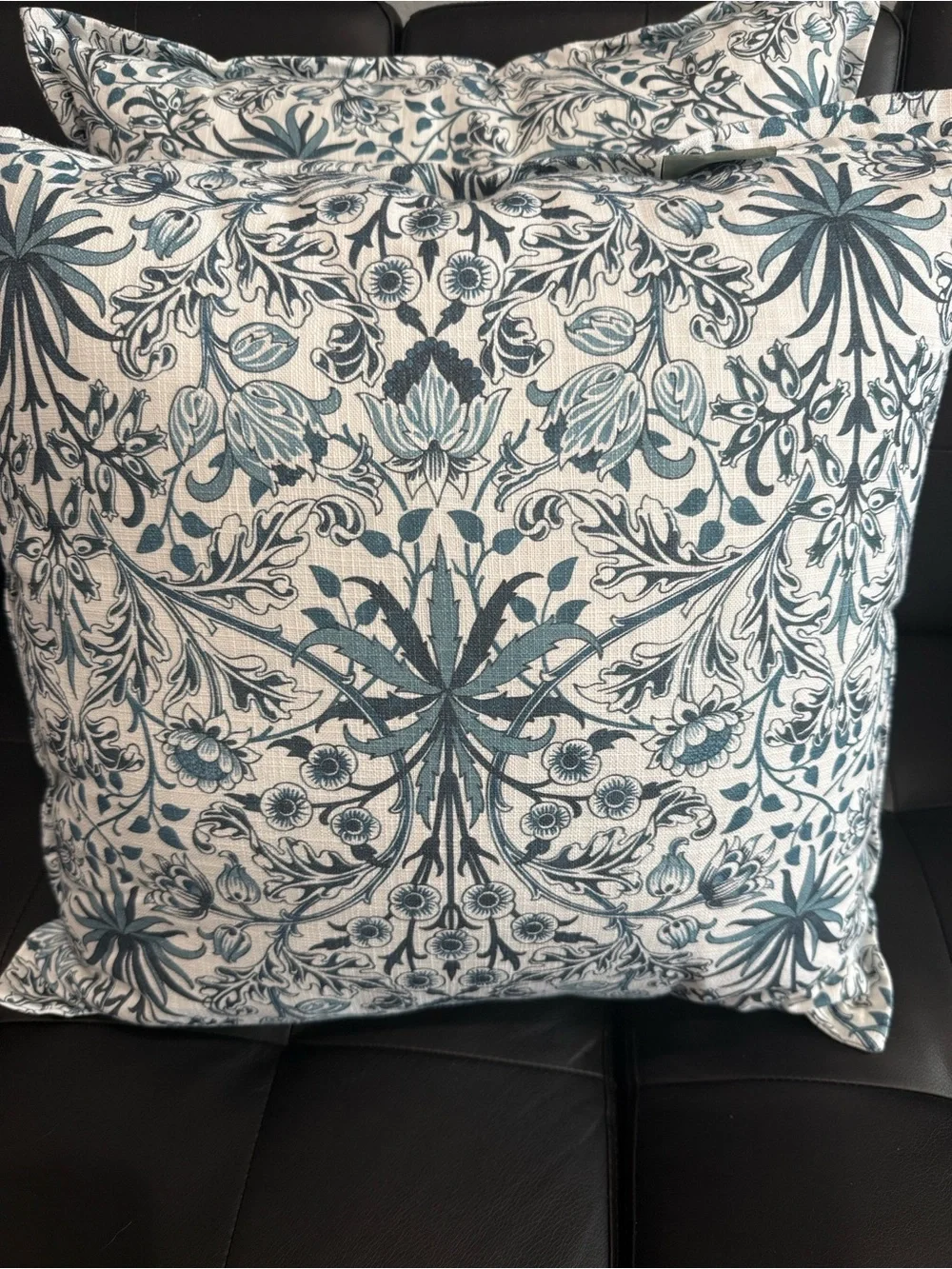 Morris & Co. stylish blue